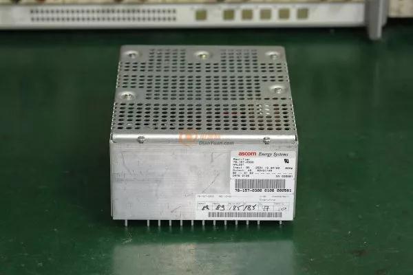诺基亚室外通讯备用电源中的充电器